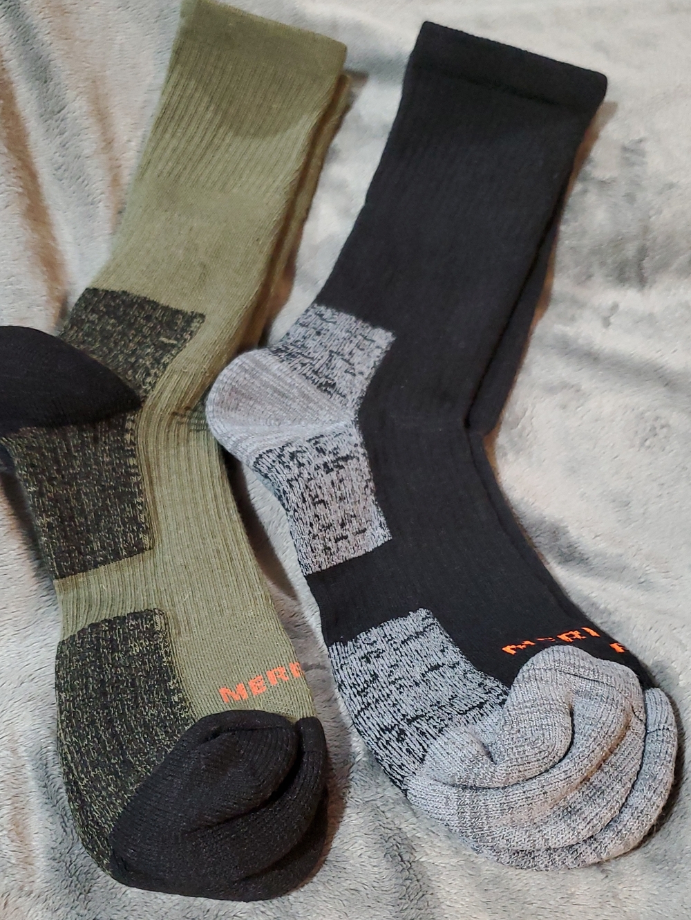 Merrell Wool Olive Green and Black Performance Crew Socks